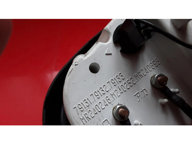 Панель приборов MR298738, MR240246 Mitsubishi Pajero Sport I