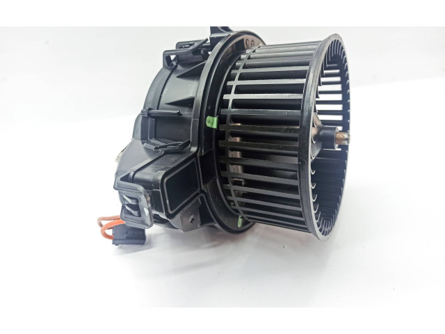 Вентилятор печки 2Q2820021A, T26368B Audi A1