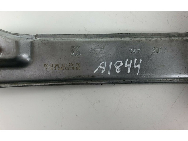 Передний двигатель механизма для подъема окон