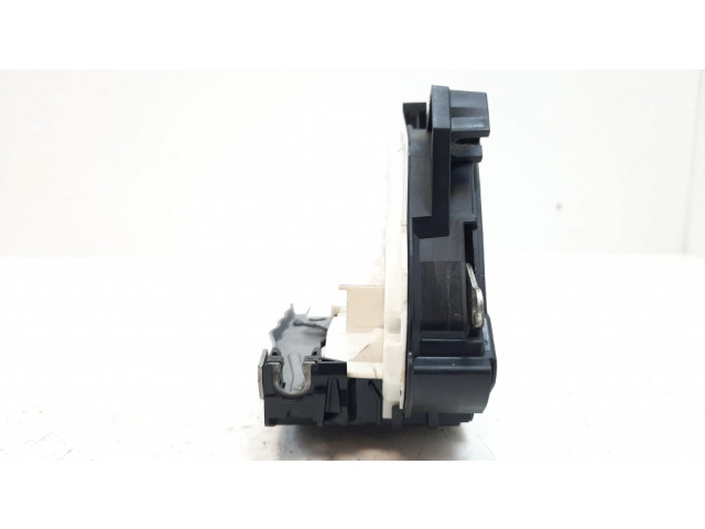 Задний замок