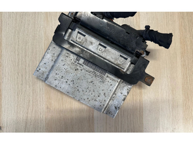 Řídící jednotka 04E906016T Seat Ibiza IV (6J,6P) 2008