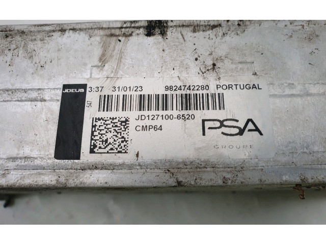 Интеркулер 9824742280, J0-6313X Peugeot 2008 II