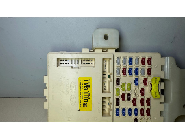 Pojistková skříňka 919502S521, J6150375 Hyundai ix35 2011