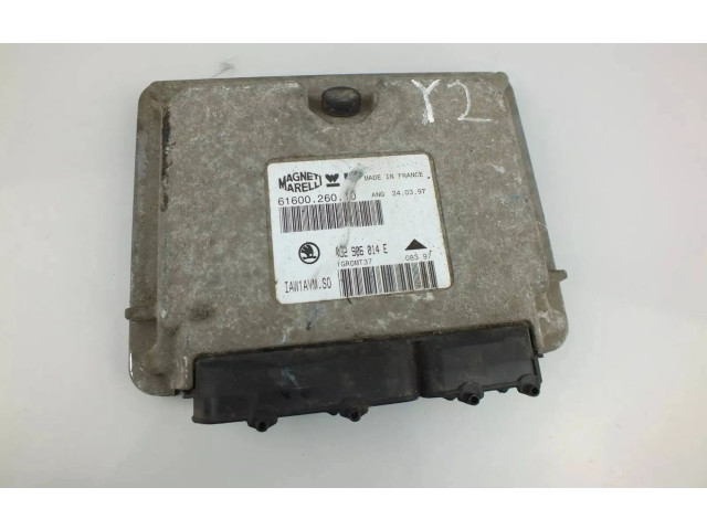 Блок управления двигателя 032906014E   Skoda Octavia Mk1 (1U)