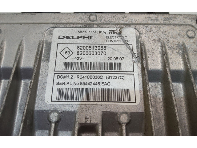 Блок управления двигателя 8200513058, 8200513058   Dacia Logan I