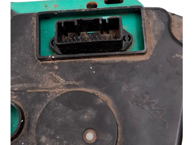 Панель приборов 216774992, 21677499-2   Dacia Logan I       