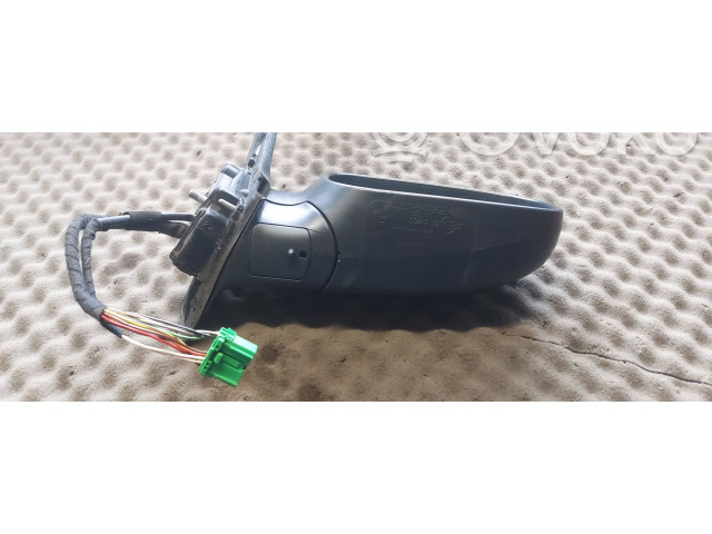 Зеркало электрическое Volvo V70 2000 - 2004 года