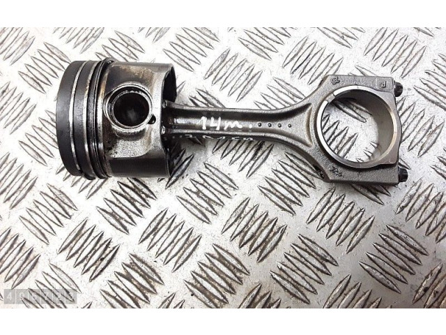 Píst n47d16a BMW 1 F20 F21