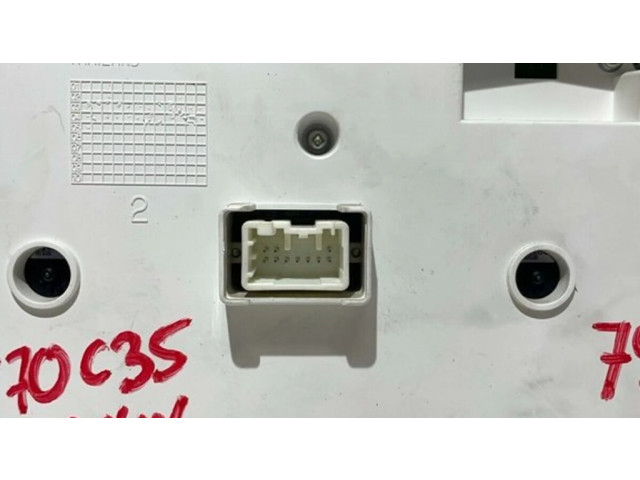 Přístrojová deska  Volvo V70 2005 30682277  