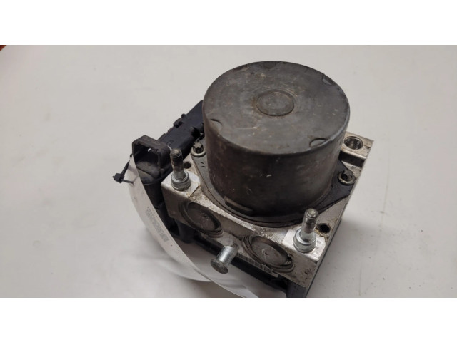 Блок АБС 0265231516, 8200334969 Renault Clio III 2005-2012 года