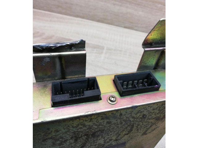 Řídící jednotka 2371066C00, A93B71565 Nissan X-Trail T30 2001