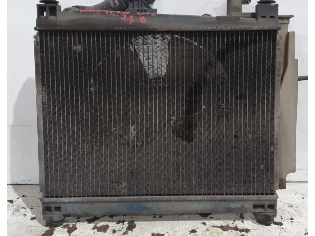 Радиатор охлаждающей жидкости    Toyota Yaris Verso