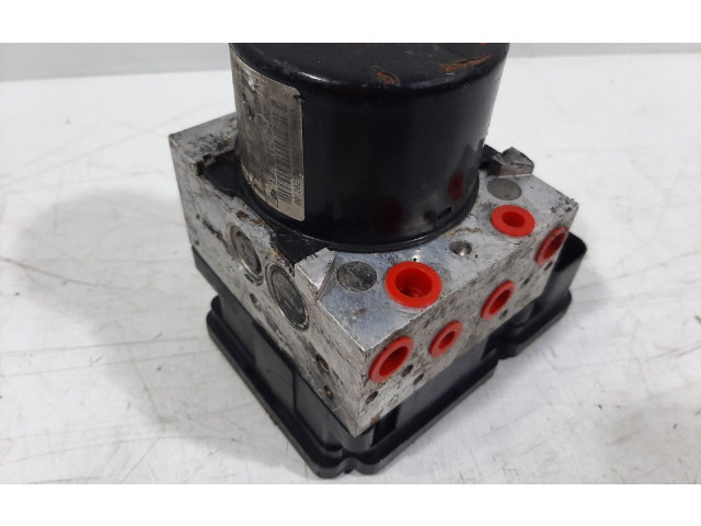 Блок АБС 30681619   Volvo  XC60  2009 - 2013 года