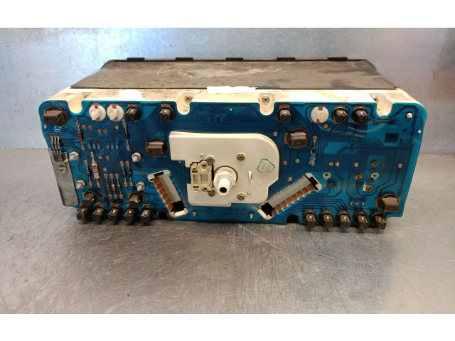 Панель приборов 466631, 3342614   Volvo 440       