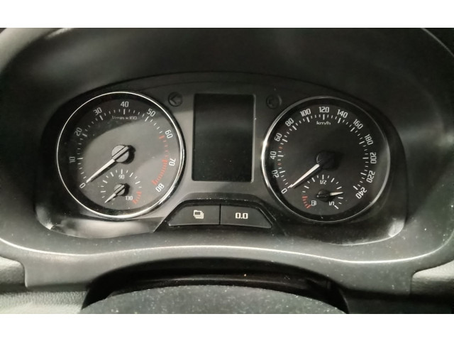 Geschwindigkeitsmesser Cockpit 5J0920841E   Skoda Fabia Mk2 (5J)       