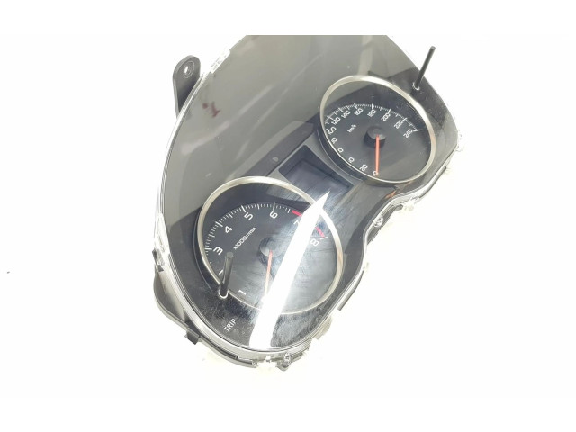 Přístrojová deska Subaru XV 2014 85002FJ751