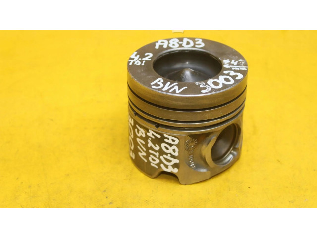 Píst    Audi A8 S8 D3 4E     