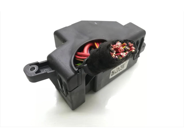 Блок предохранителей 11010703743   Audi A3 S3 8P    