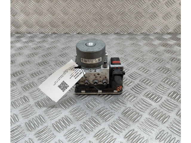 Блок АБС 5Q0614517CR   Volkswagen  Golf VII  2013 - 2019 года