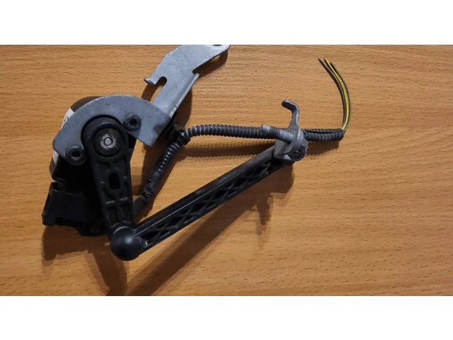 Датчик высоты (фар)