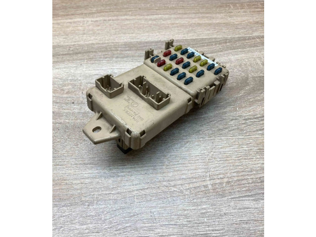 Блок предохранителей 981215   Subaru Forester SF    