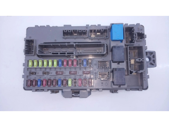 Блок предохранителей TL4E320SJ, E3-B5-18-4 Honda Accord