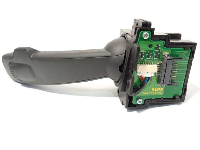 Ручка стеклоочистителей 31456042 Volvo V60