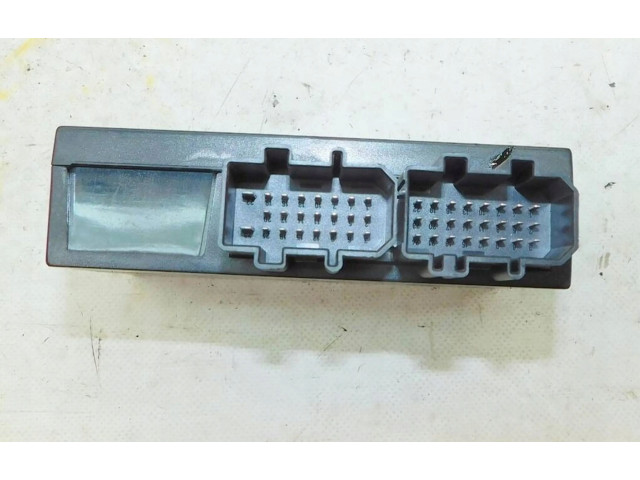 Комплект блоков управления 038906018GM   Skoda Octavia Mk1 (1U)