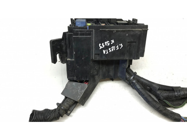 Блок предохранителей 8V5114B144BA, K5255 Ford Fiesta