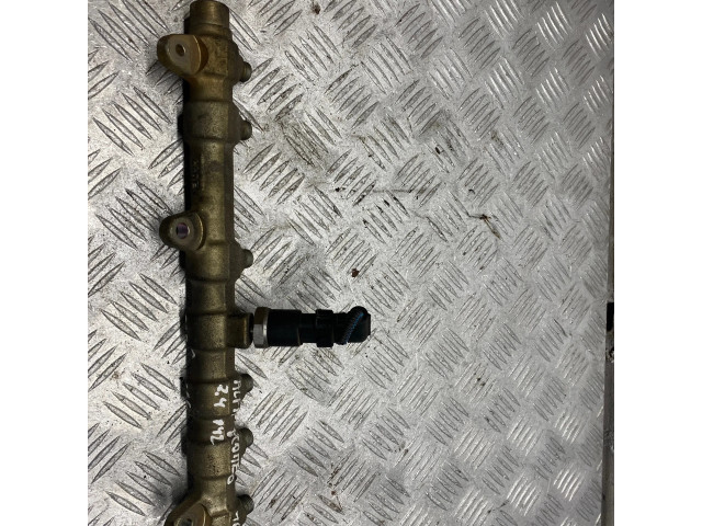 Топливная рампа 0445215008 Alfa Romeo 166 2.4