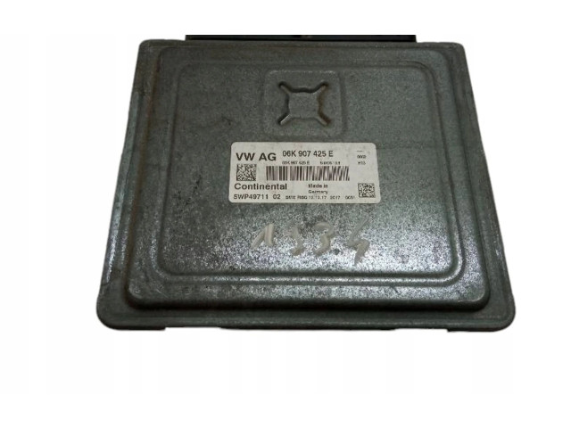 Блок управления двигателя 06K907425E   Skoda Superb B8 (3V)