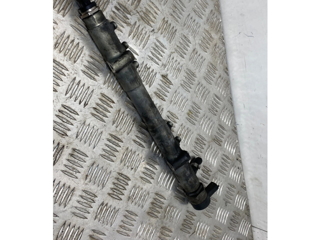 Топливная рампа 30757146, 003496L2 Volvo V70