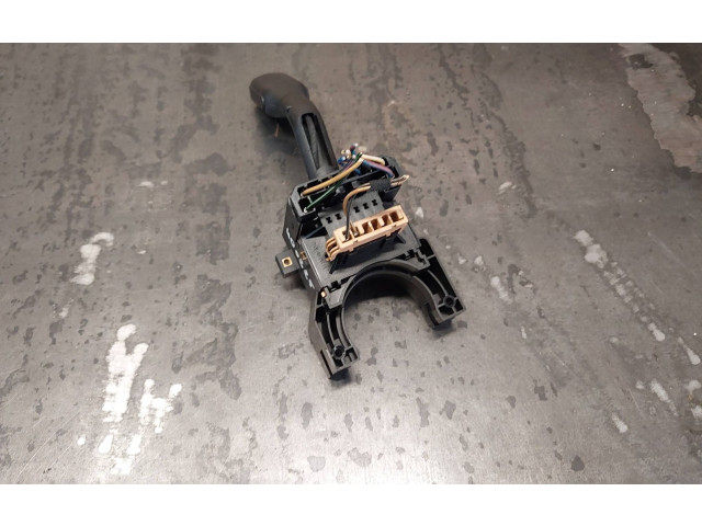 Ручка стеклоочистителей 8D0953503A    Audi A4 S4 B5 8D  ARM 