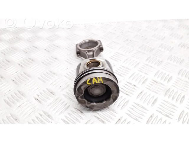 Píst 03LG, CAH Audi A4 S4 B8 8K pro naftový motor 2.0 CAHA