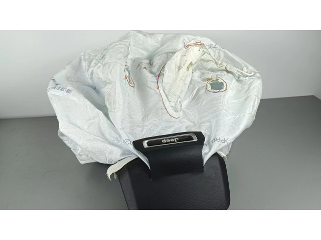 Подушка безопасности водителя P6MJ382X7AC Jeep Grand Cherokee WL