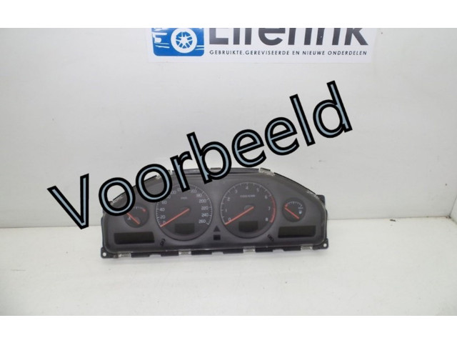 Панель приборов 30746097   Volvo V70       