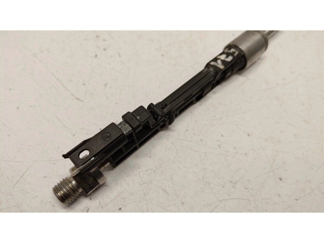 Vstřikovač 13648625397 BMW 4 F36 Gran coupe pro benzínový motor 2.8 N26B20A 428xi Gran Coupe