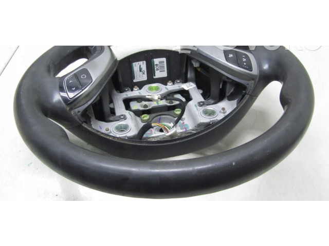 Volant Hyundai i30 2014   