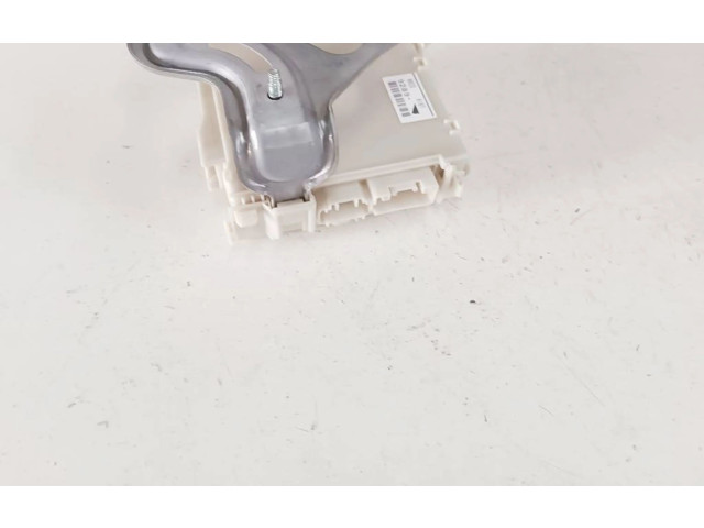 Pojistková skříňka 8267030230, 0K260028 Lexus GS 300 350 430 450H 2010