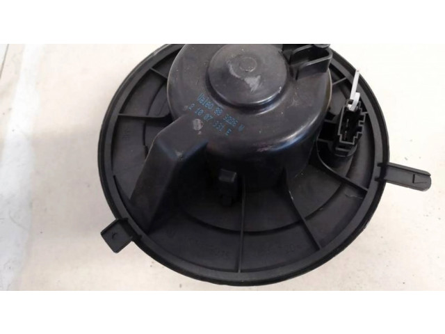 Вентилятор печки 1k1819015a Volkswagen Caddy