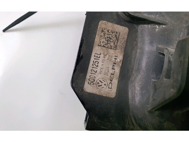 Интеркулер 4E145749F, I1-2369L Volkswagen Golf VII