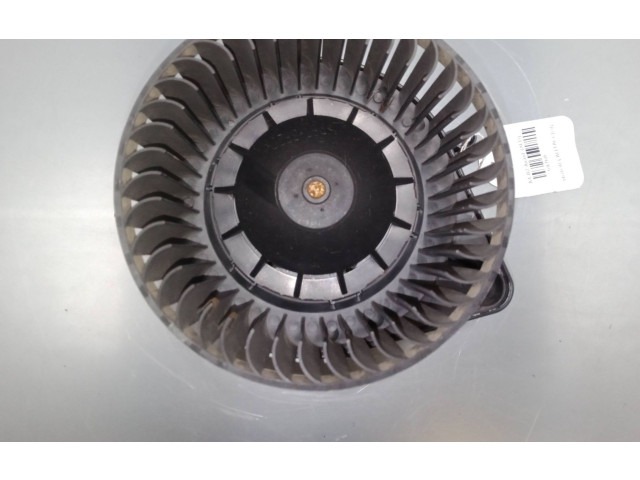 Вентилятор печки    8E1820021E   Audi A4 Allroad