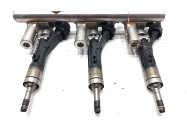 Vstřikovací lišta Citroen C3 Picasso