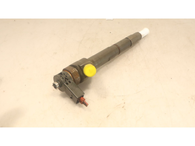 Форсунка 0445110369    Volkswagen PASSAT B7  CFGB 