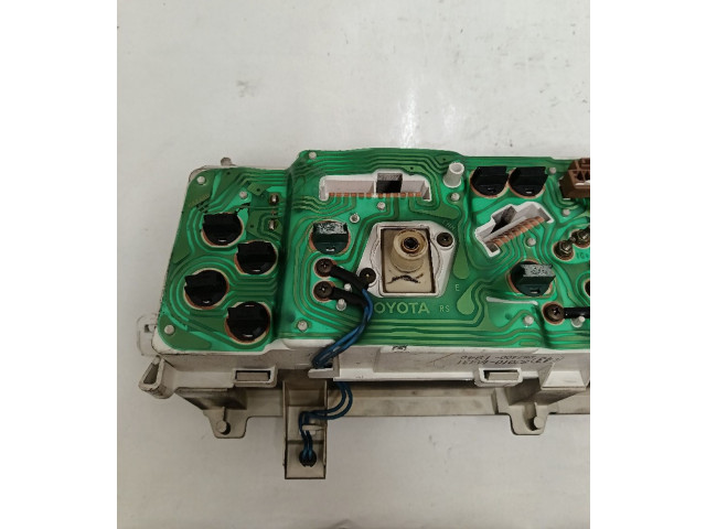 Přístrojová deska Toyota Starlet (P90) V 1996 83010-1A431, 257400-1940