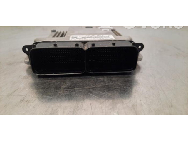 Блок управления двигателя 04L907309R   Skoda Superb B8 (3V)