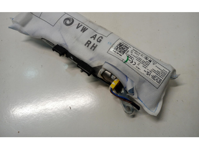 Подушка безопасности в сиденье 4M8880242K   Audi Q8