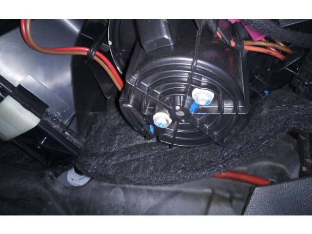 Вентилятор печки    V7771001   Mercedes-Benz E W212