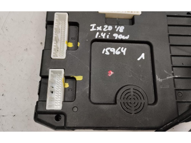 Блок предохранителей 95400-1KAM0   Hyundai ix20    