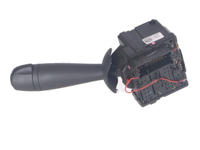 Переключатель дворников 8201168008 Dacia Duster